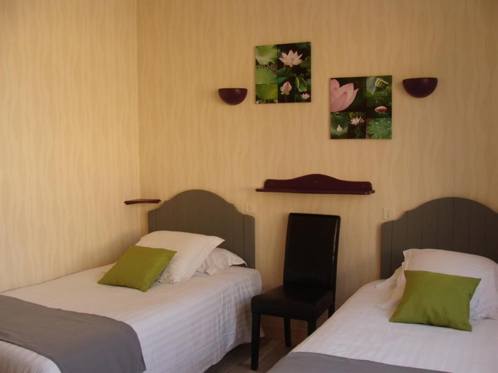 Hotel Le Flaubert Fougères Cameră foto